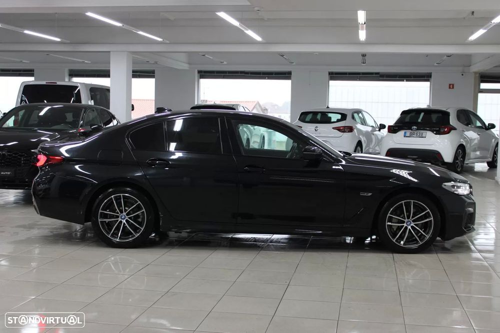 BMW 520 e Pack M - 11