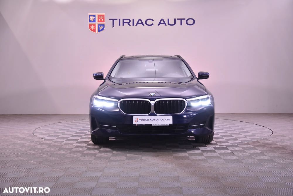 BMW Seria 5 520d xDrive AT MHEV - 8