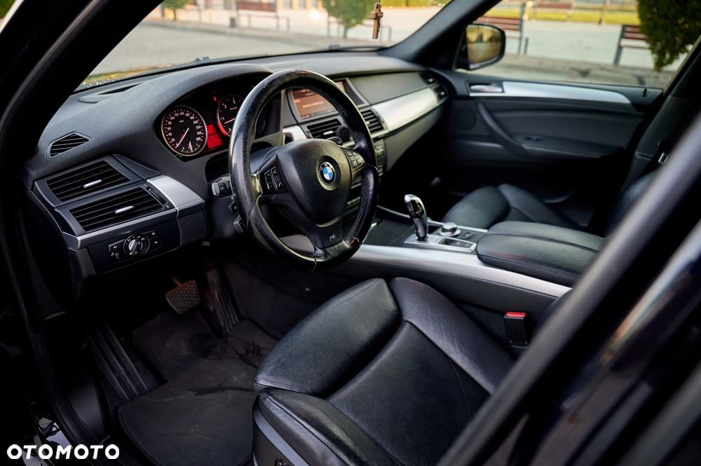 BMW X5 3.0sd xDrive - 9