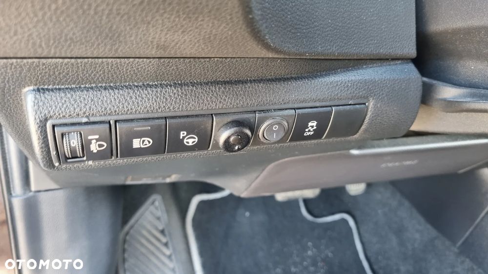 Toyota Corolla 1.8 Hybrid Comfort - 39