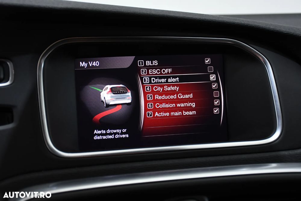Volvo V40 - 20