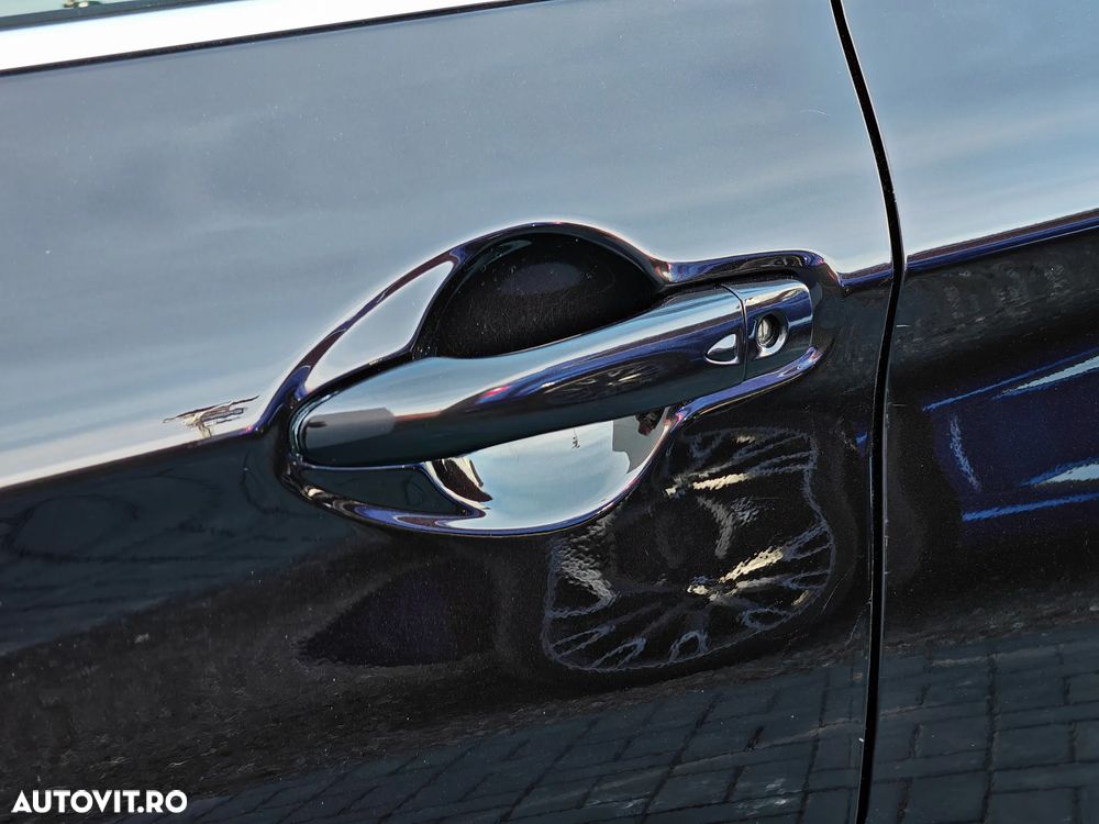 Nissan Qashqai 1.6 DCI Xtronic TEKNA - 11