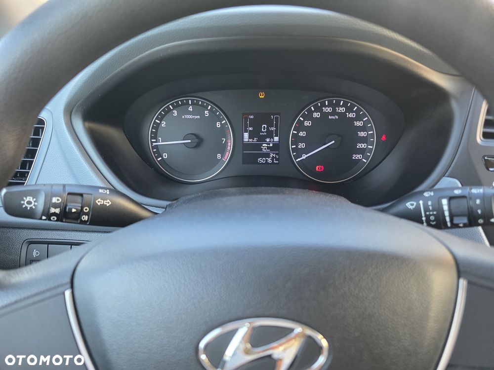 Hyundai i20 1.2 YES Gold - 9