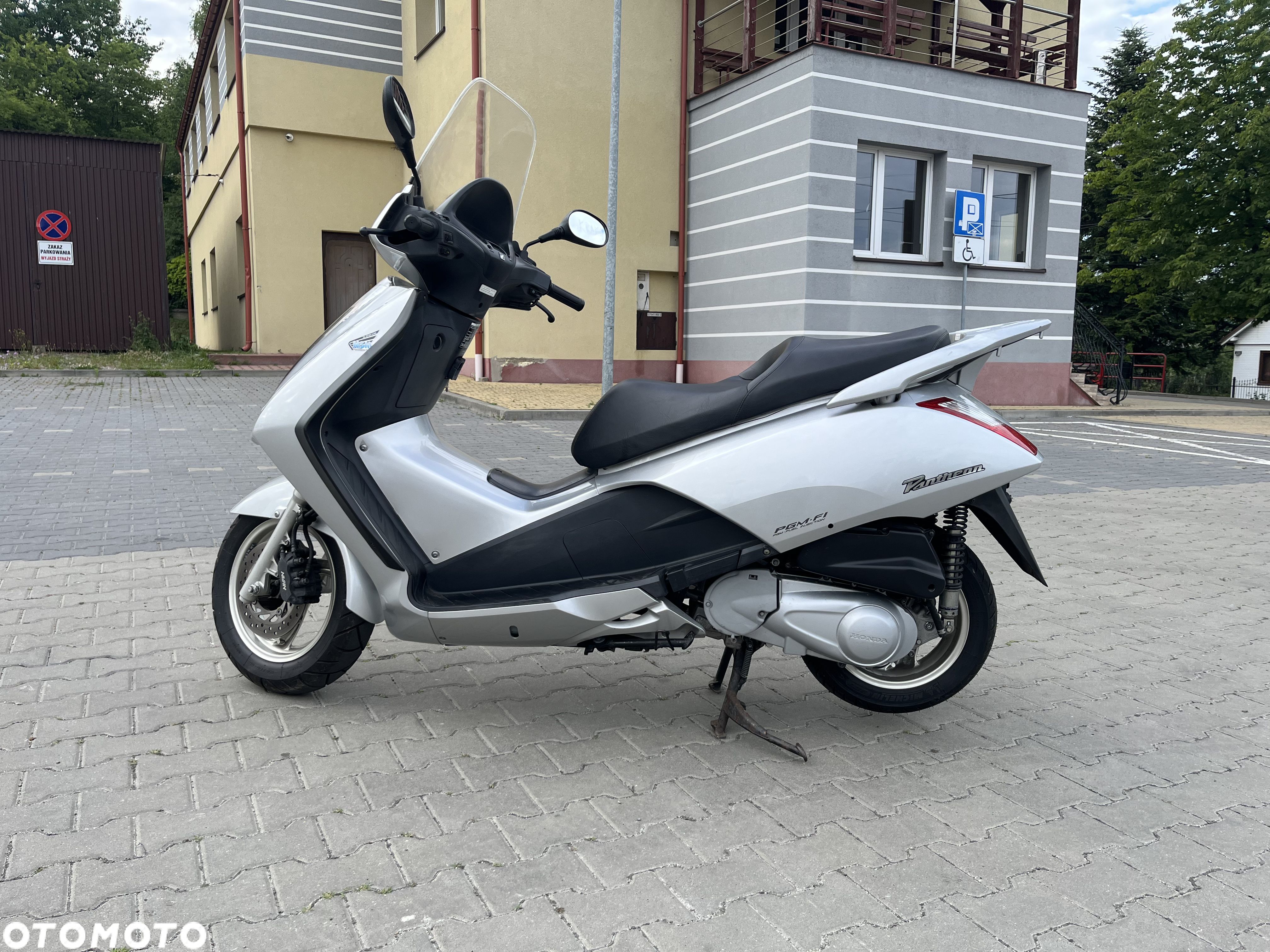 Honda Pantheon - 1