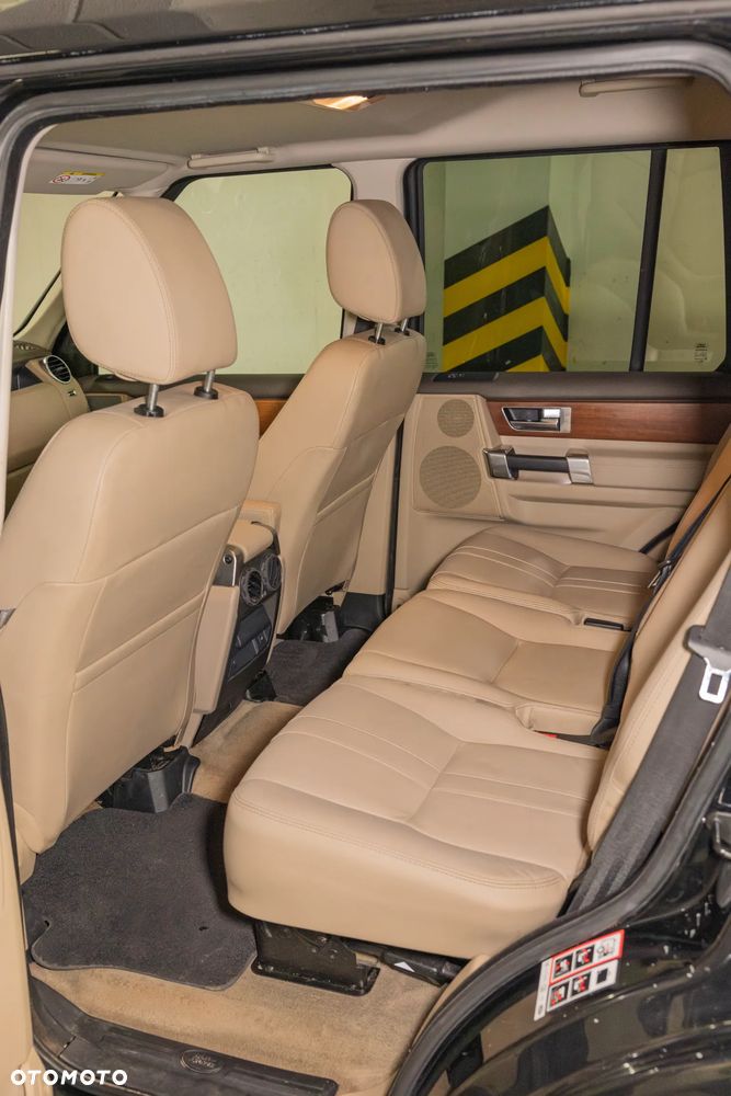 Land Rover Discovery 3.0 SD V6 HSE - 11