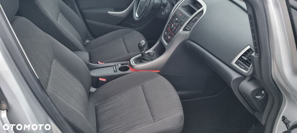 Opel Astra 1.4 Turbo - 16