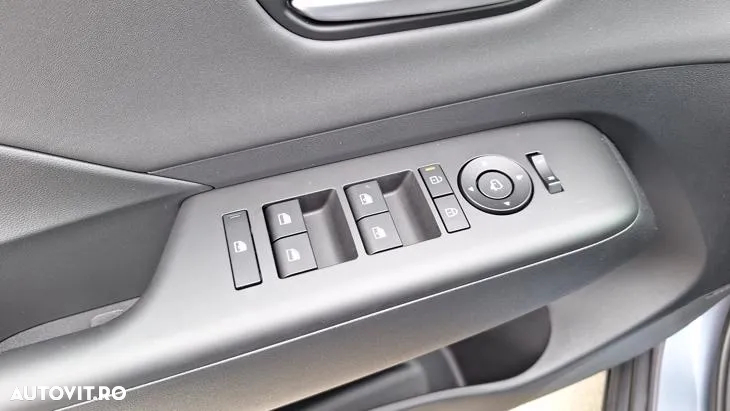 Hyundai KONA - 19