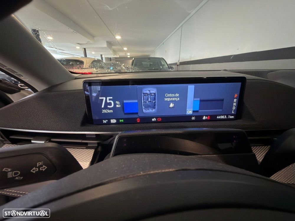 Ford Mustang Mach-E 75.7 kWh Base - 7