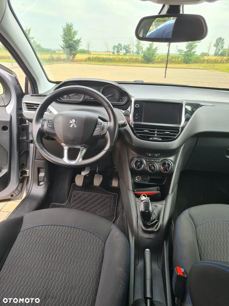 Peugeot 208 BlueHDi 100 Active - 3
