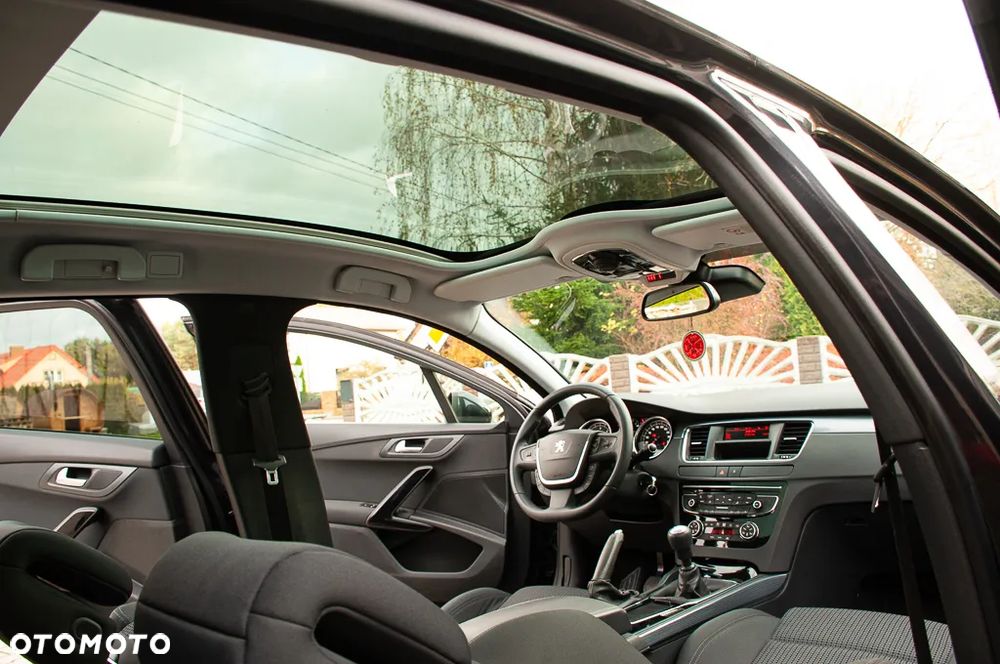 Peugeot 508 SW HDi FAP 140 Family - 31