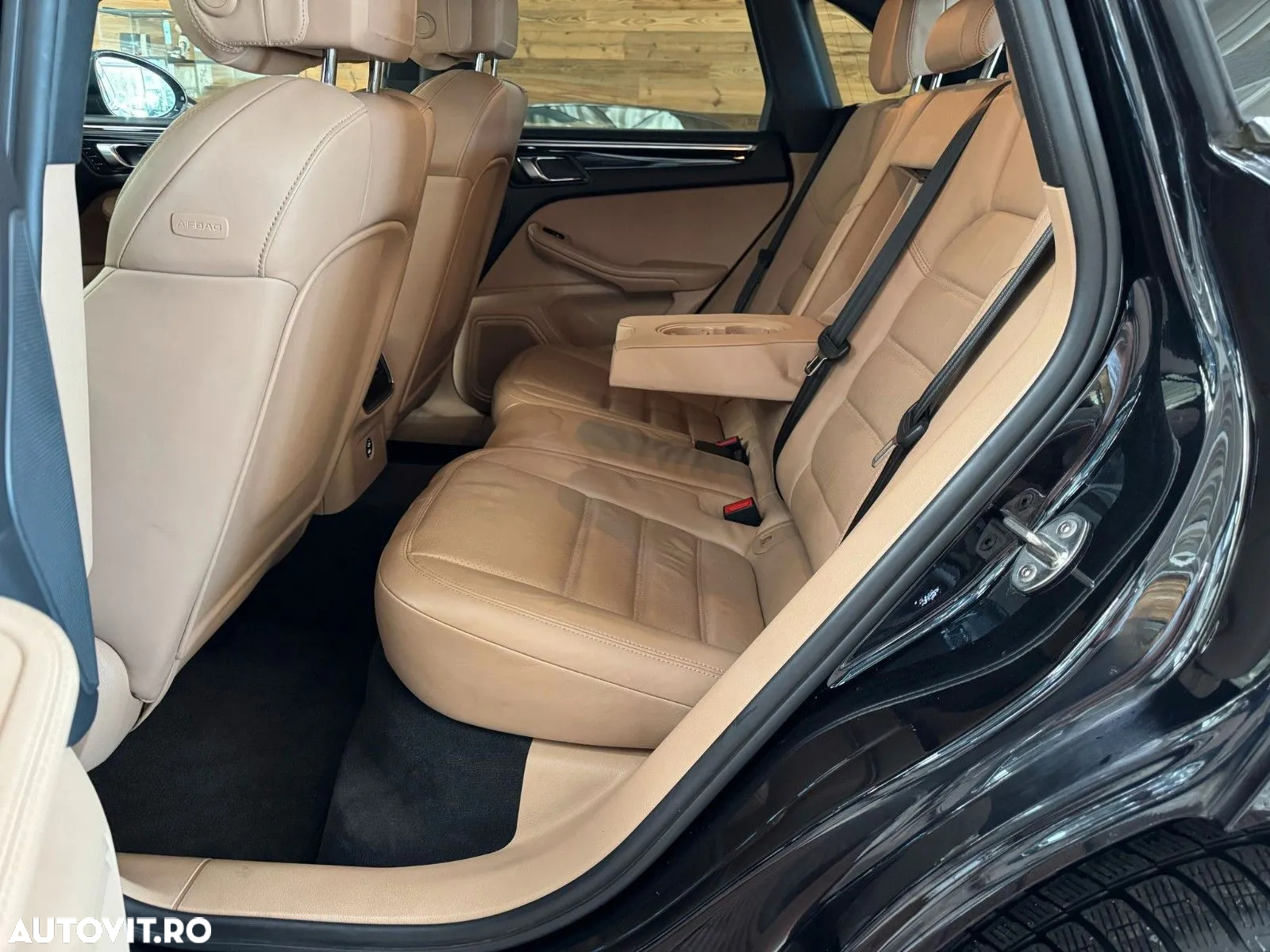 Porsche Macan S - 17