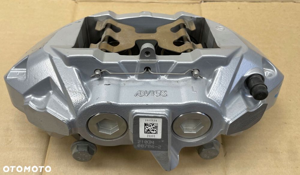 2 MERCEDES C-KLASA W 205 AMG ZACISK HAMULCOWY LEWY PRZÓD - 3