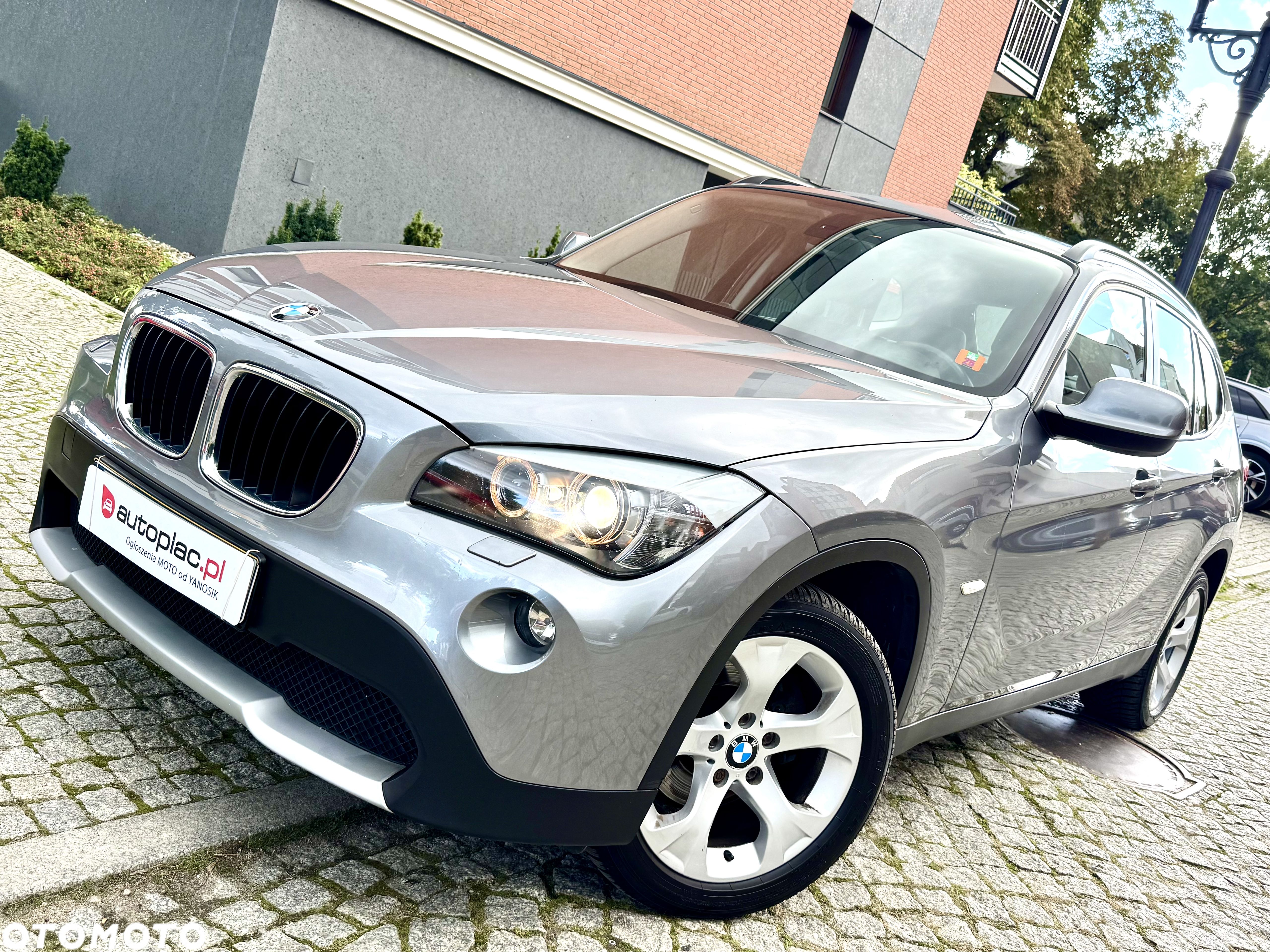 BMW X1 xDrive20d - 1
