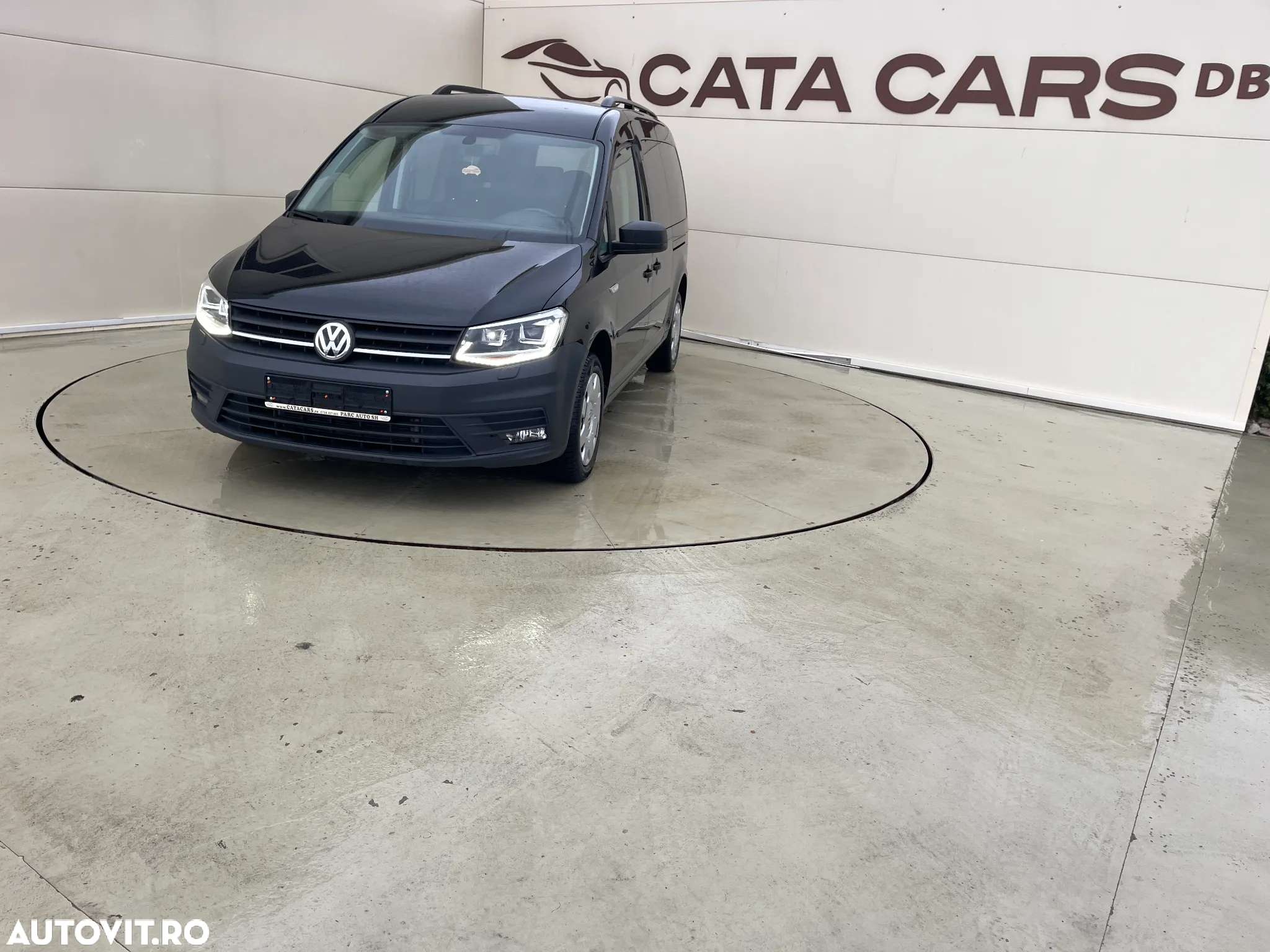 Volkswagen Caddy - 3