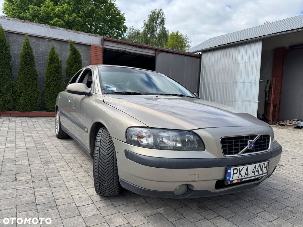Volvo S60 2.4 D5 - 1