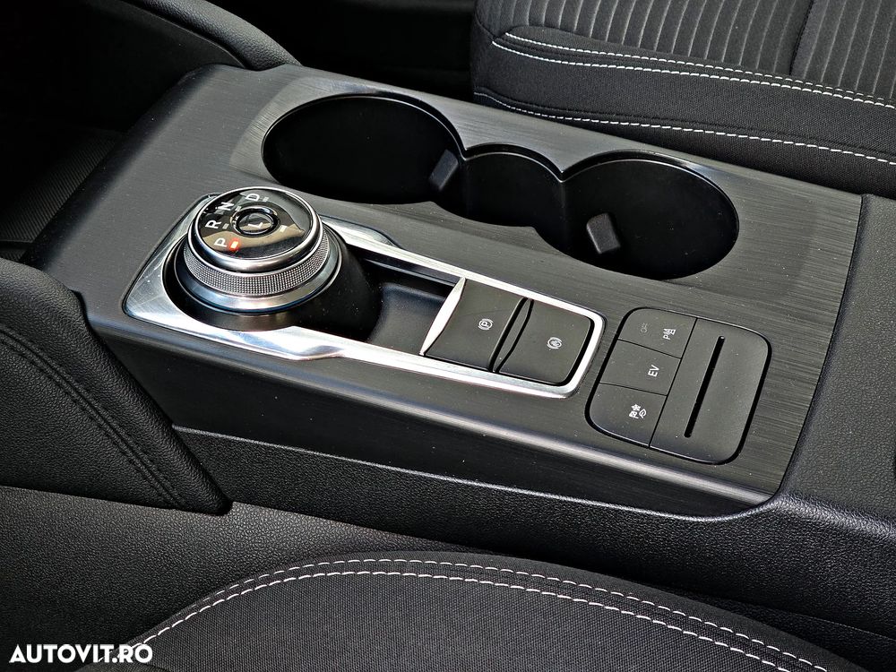 Ford Kuga 2.5 Duratec PHEV Titanium - 21