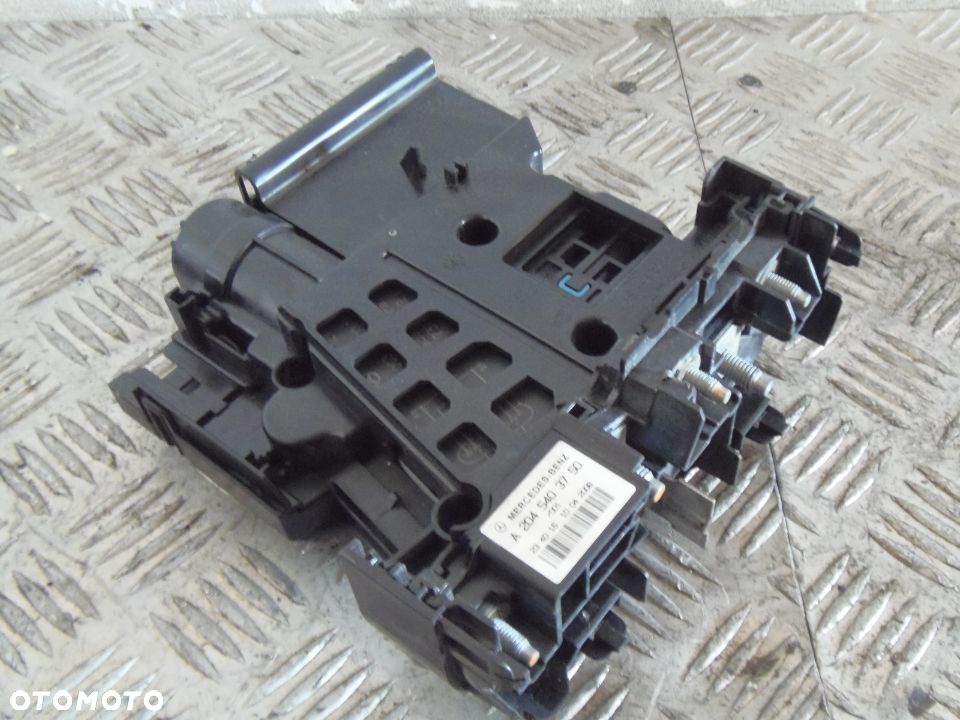 MERCEDES W204 KLEMA NABÓJ MODUŁ AKUMULATORA a2045403750 - 1