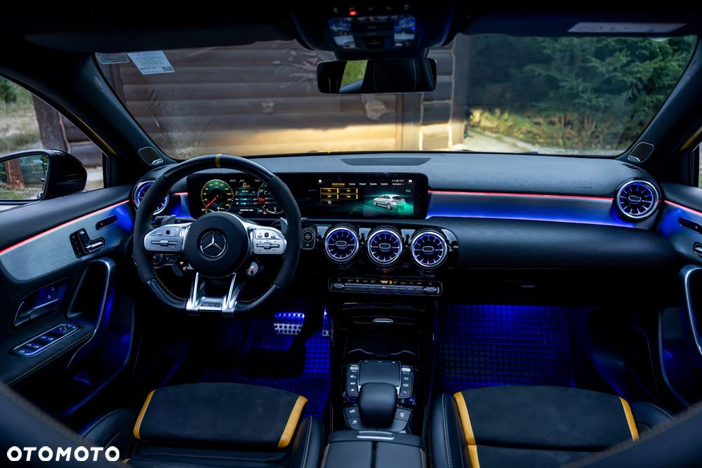 Mercedes-Benz Klasa A 45 S AMG 4-Matic 8G-DCT - 29