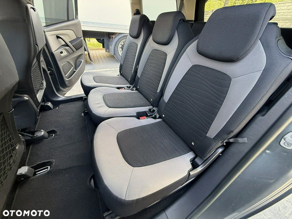 Citroën C4 Grand Picasso BlueHDi 150 Exclusive - 19