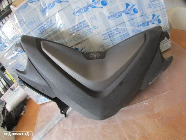Grelha Friso 2DPF614300 YAMAHA NMAX 2018 125CC     CINZENTA FRT GRE GUIADOR - 1