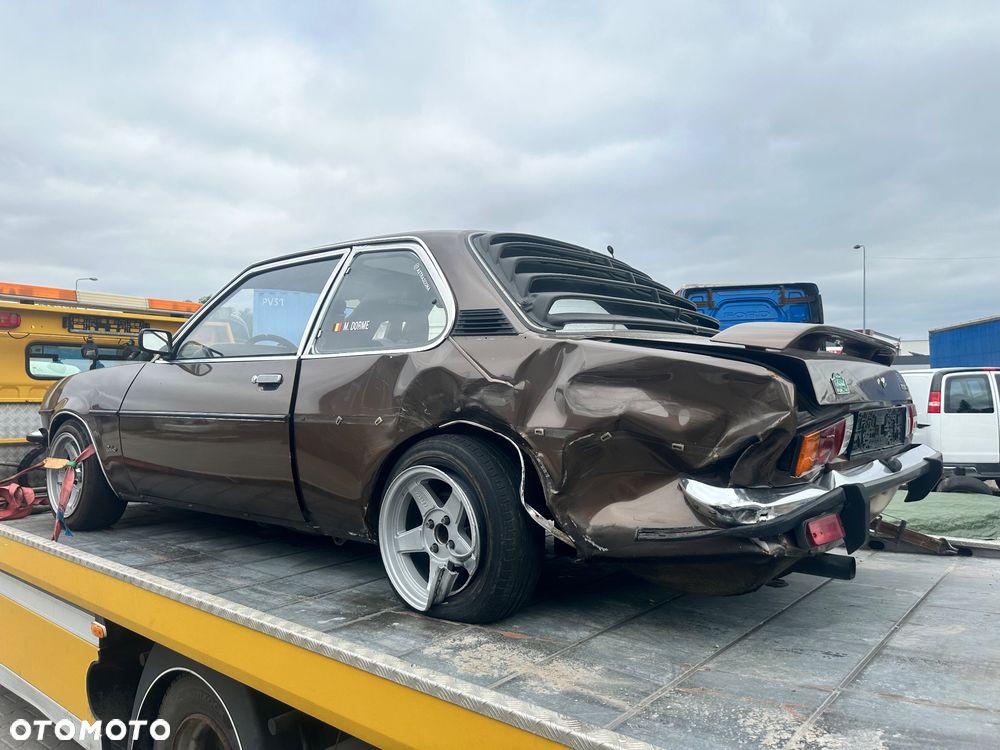 Opel Ascona - 4