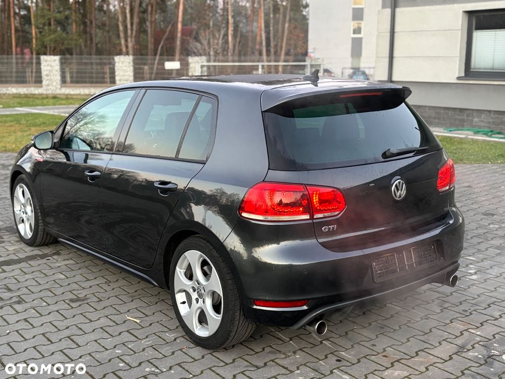Volkswagen Golf 2.0 GTI - 27