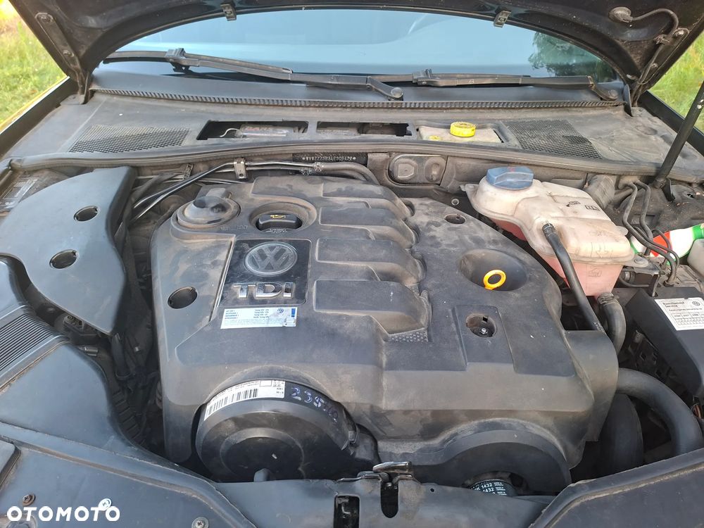 Volkswagen Passat 1.9 TDI - 21