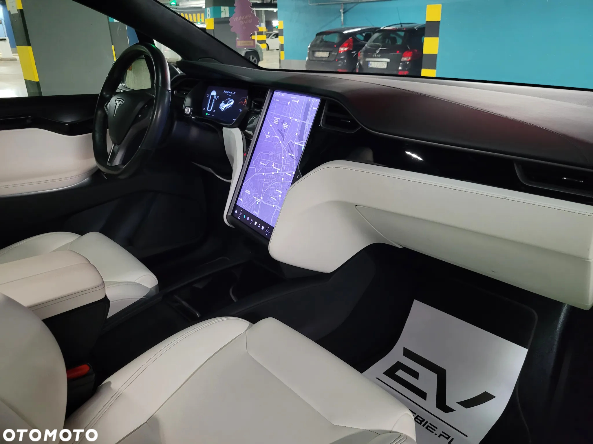 Tesla Model X Long Range Plus - 12