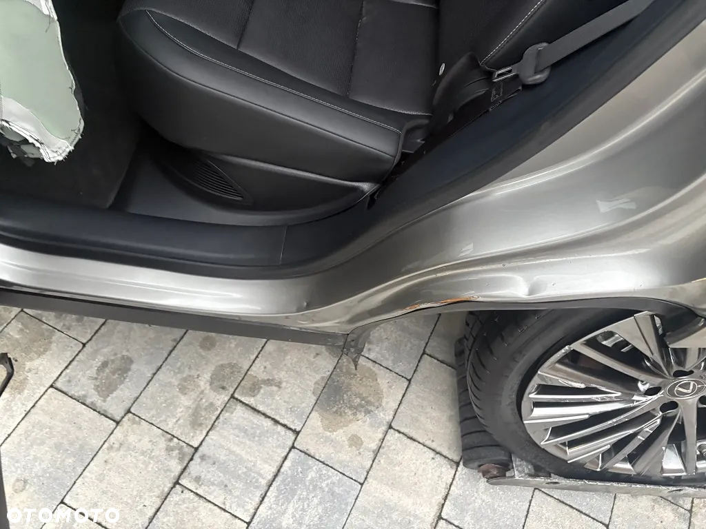 Lexus RX 350h Prestige - 6