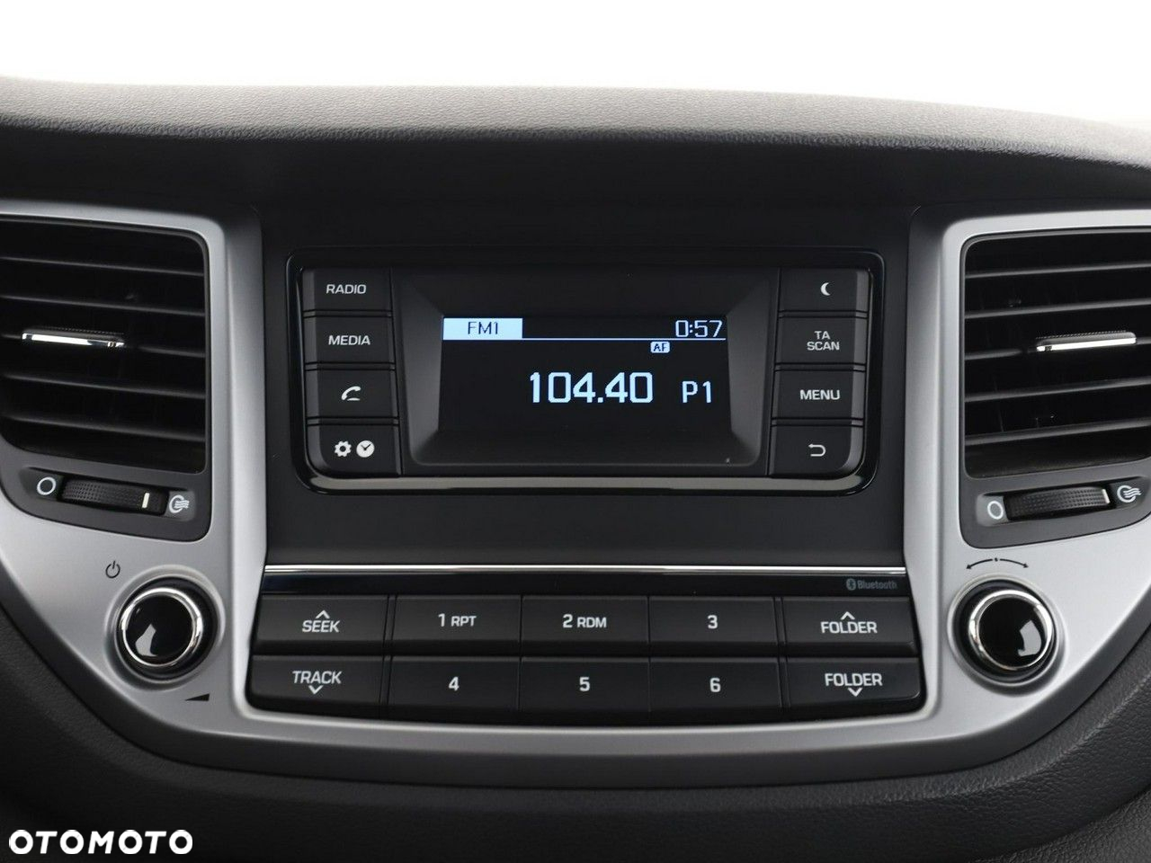 Hyundai Tucson 1.6 GDI BlueDrive Classic 2WD - 23