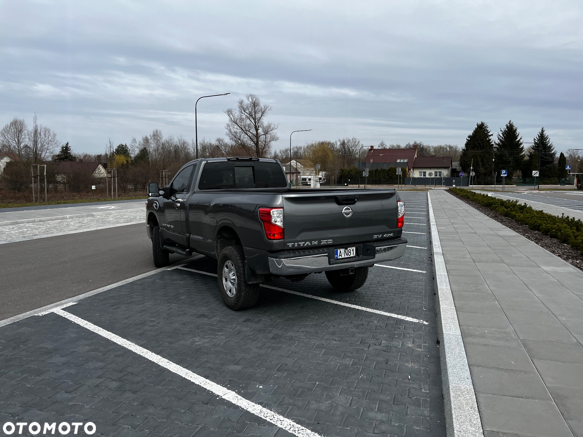 Nissan Titan - 6