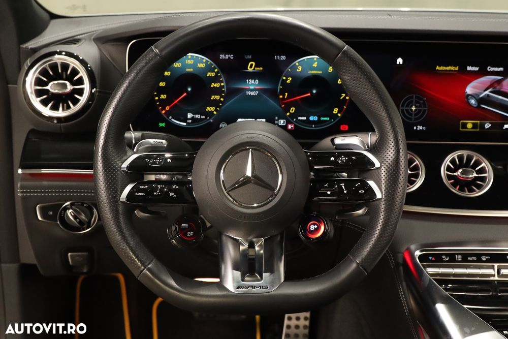 Mercedes-Benz AMG - 21