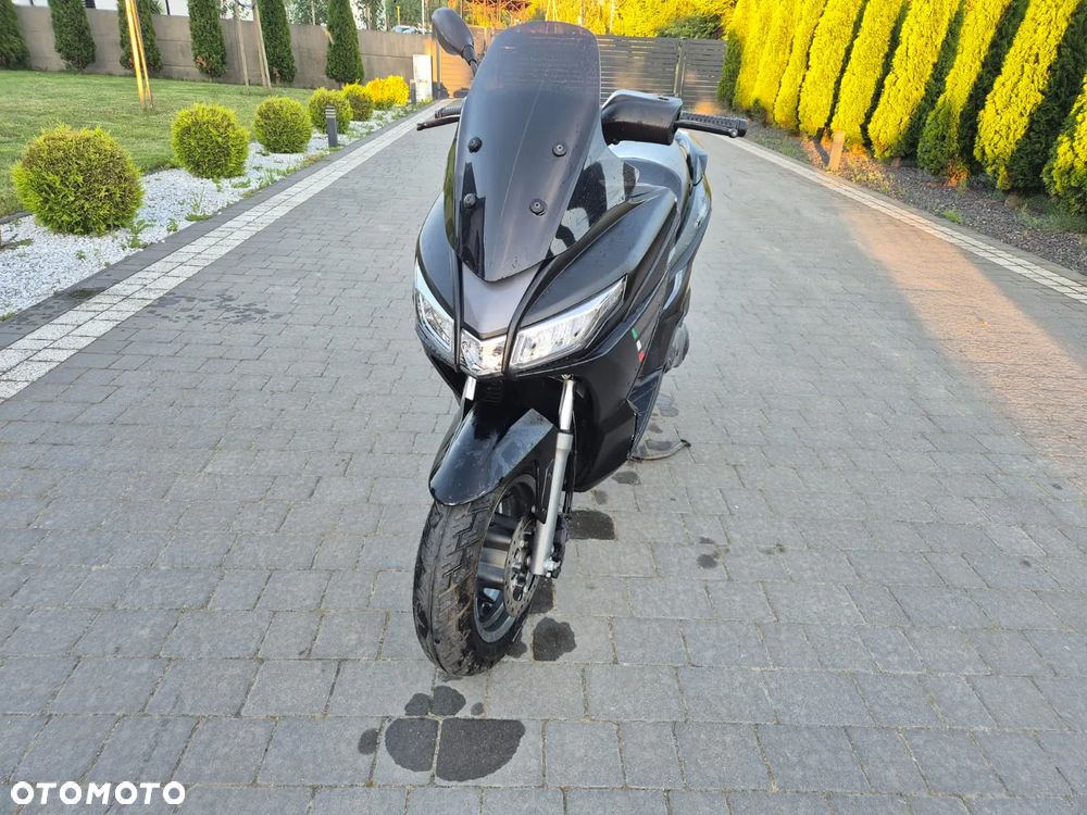 Aprilia SX - 16