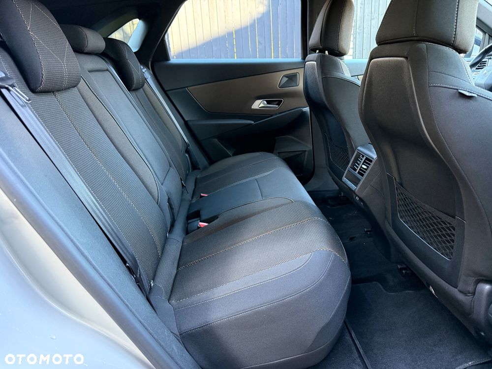 DS Automobiles DS 7 Crossback - 31