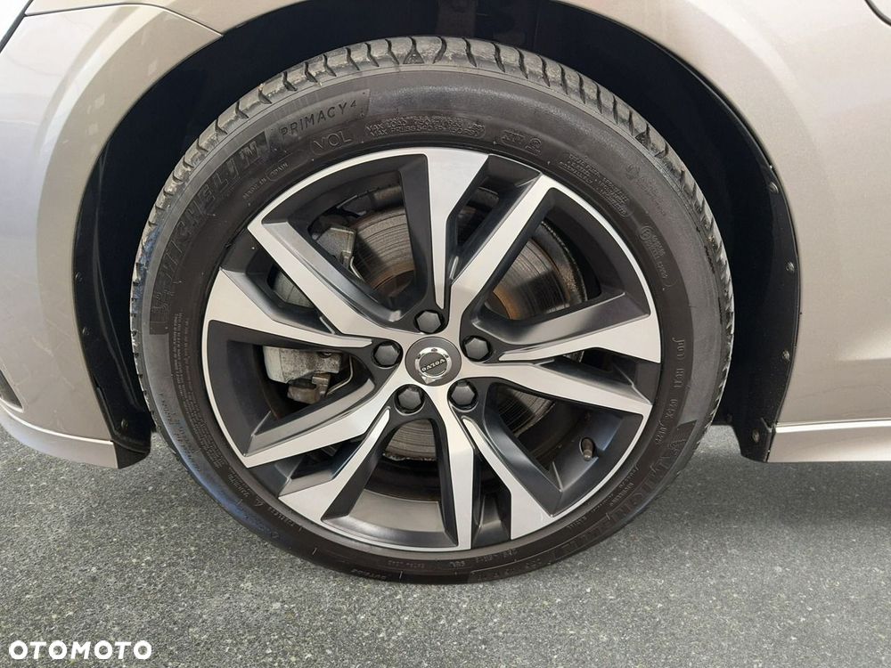 Volvo V60 - 11