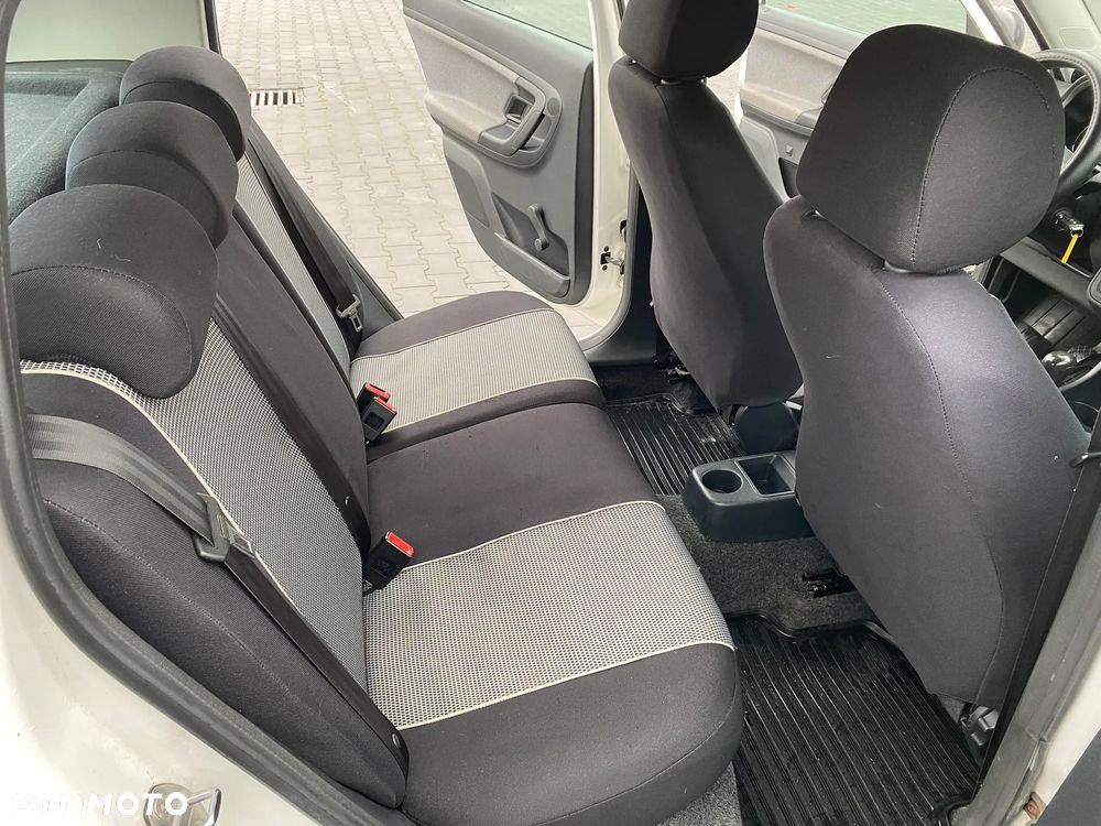 Skoda Fabia 1.6 TDI DPF Fresh - 16