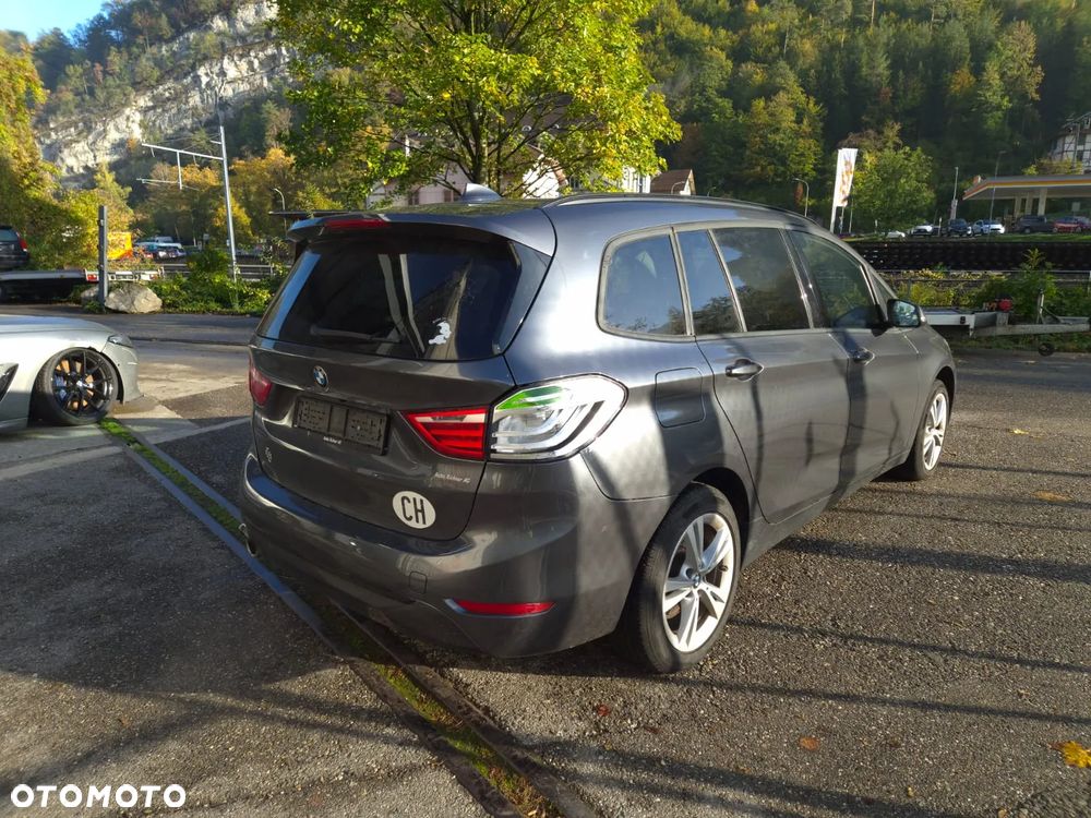 BMW Seria 2 216i - 4