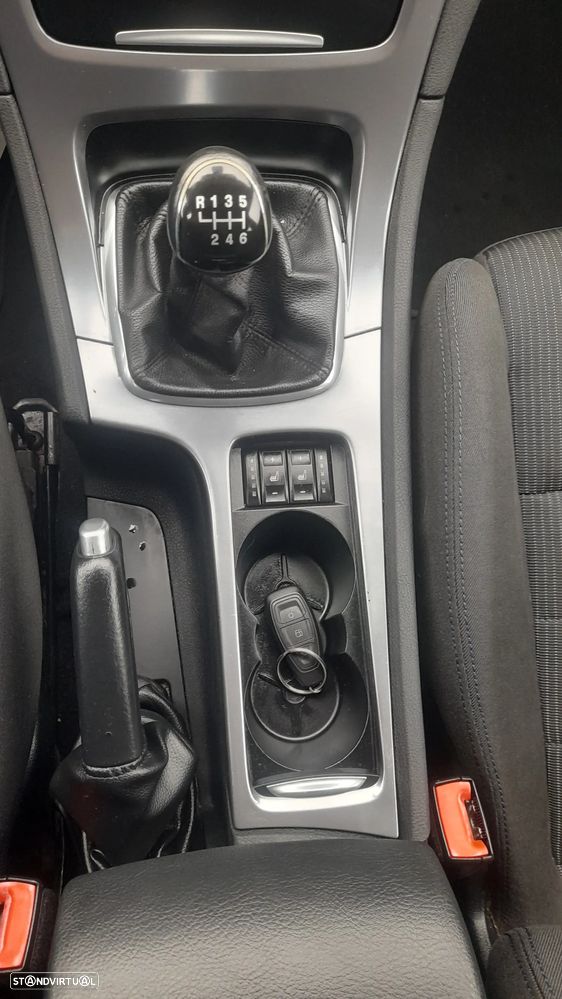 Ford Mondeo SW 1.6 TDCi Ambiente - 26