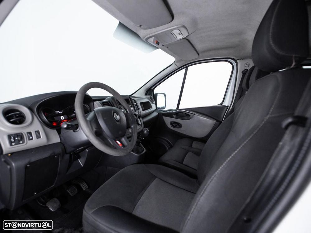 Renault Trafic 1.6 dCi L2H1 1.2T SS - 8