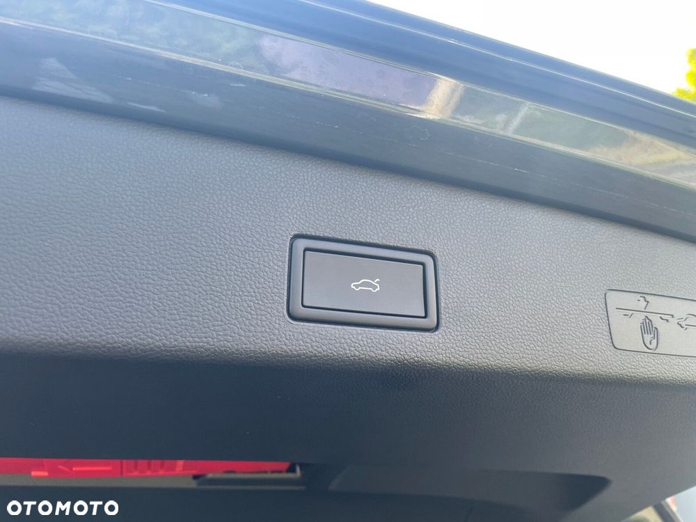 Volkswagen Golf Variant - 27