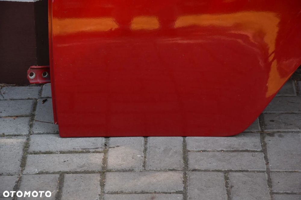 Toyota Aygo I 05-14 5D Drzwi lewy tył czerwone 3P0 kompletne igła - 4