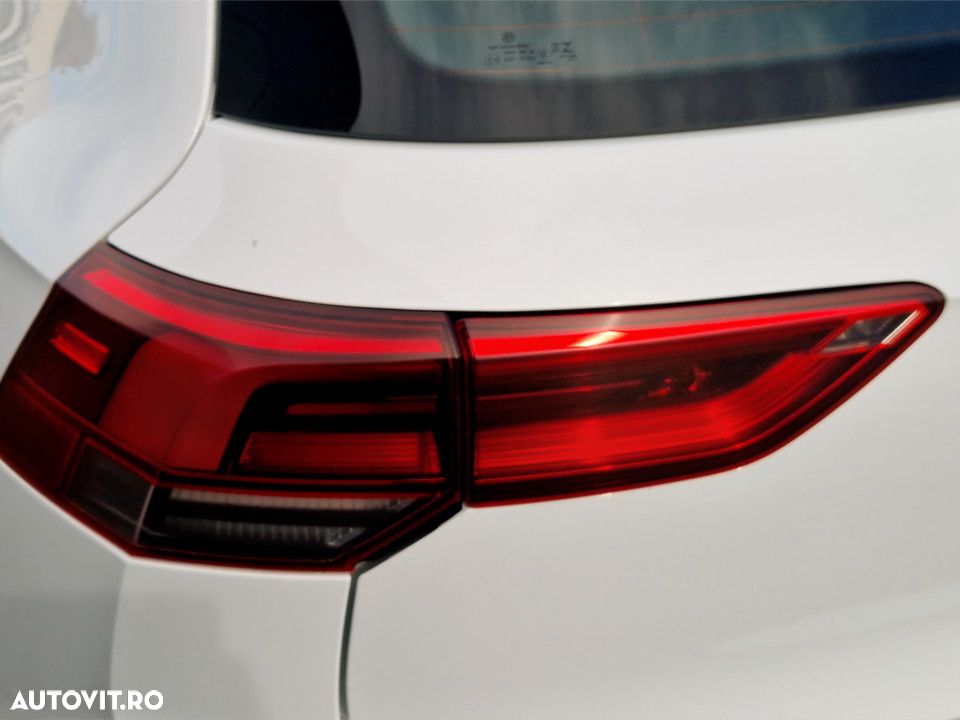 Volkswagen Golf 1.5 eTSI ACT DSG MHEV Life - 10