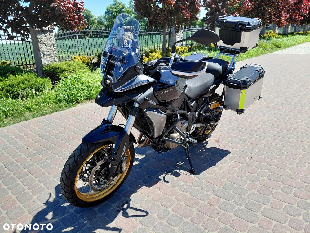QJMOTOR SRT 800SX - 1