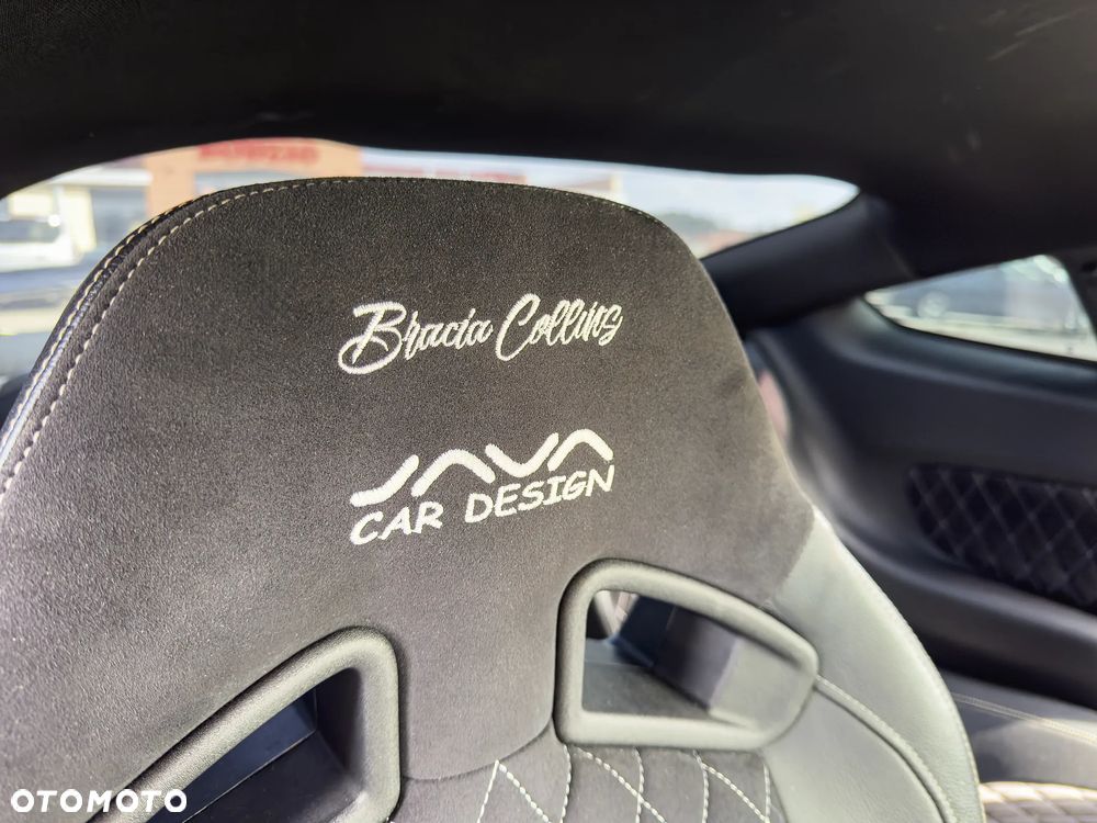 Ford Mustang 5.0 V8 GT - 15