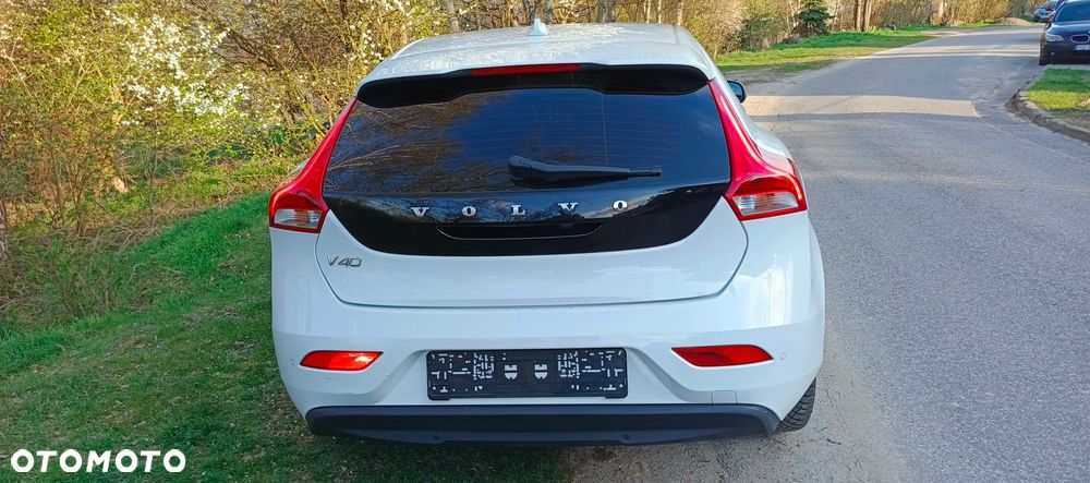 Volvo V40 T3 Drive-E Kinetic - 9