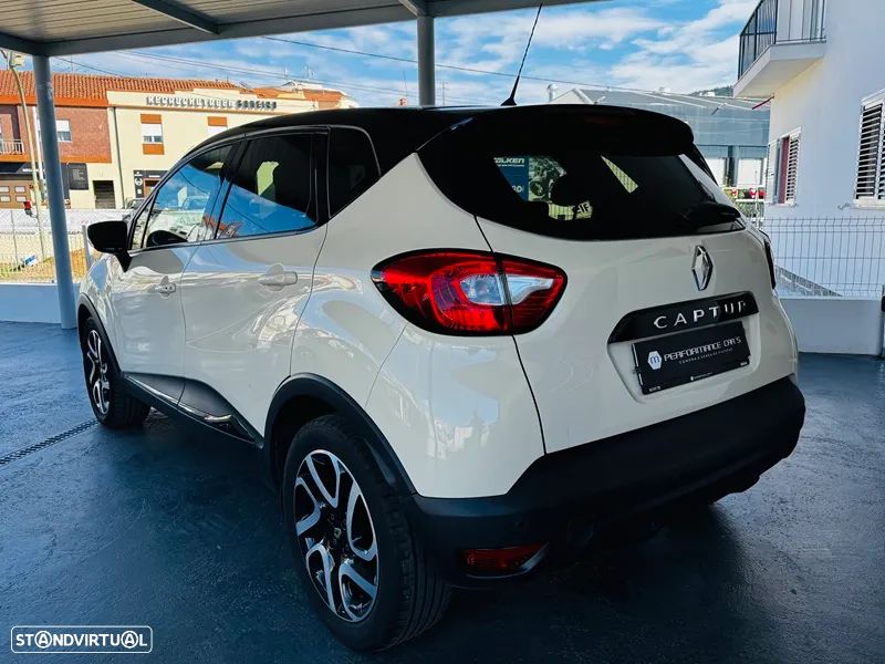 Renault Captur 1.5 dCi Exclusive - 4