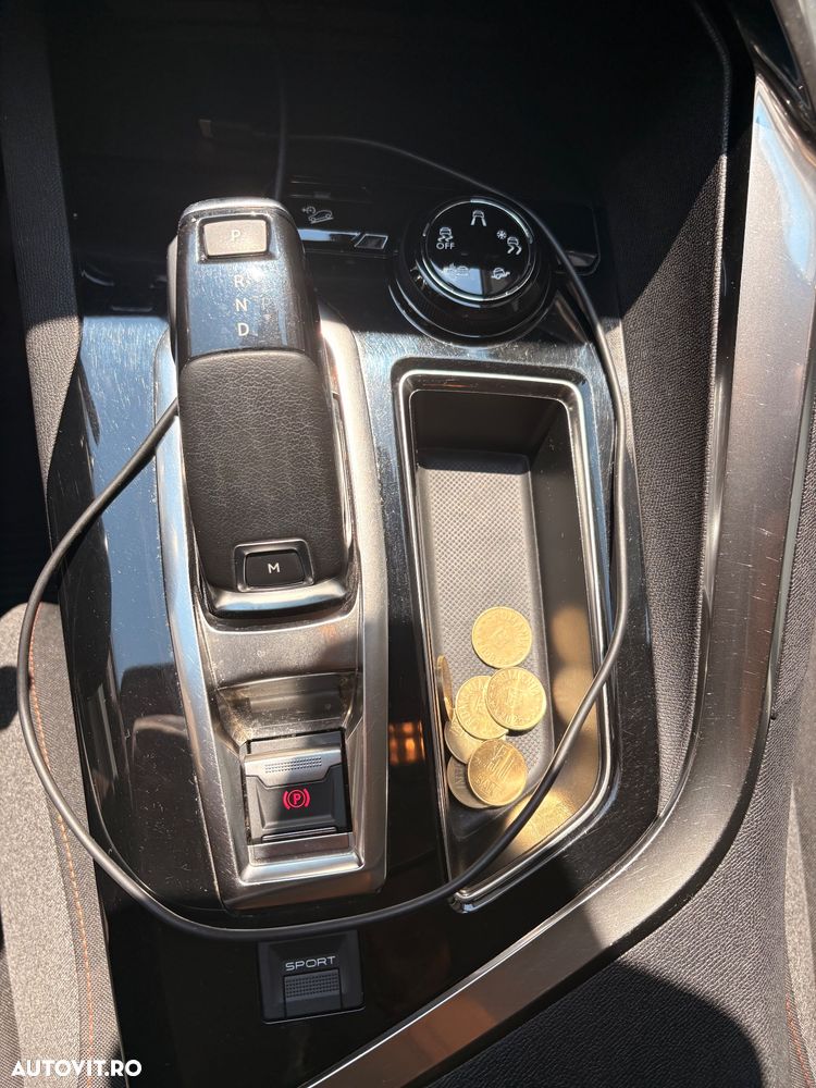 Peugeot 3008 1.6 PureTech Turbo S&S EAT8 Active - 15