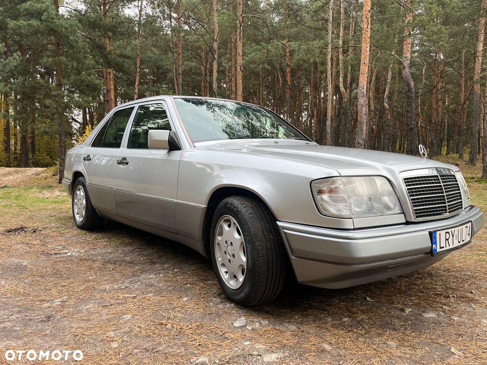 Mercedes-Benz Klasa E - 9