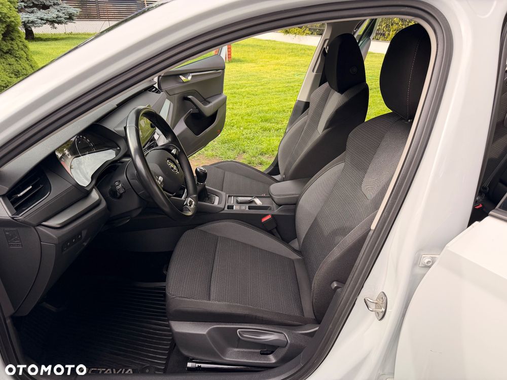 Skoda Octavia 1.5 TSI ACT Ambition - 26