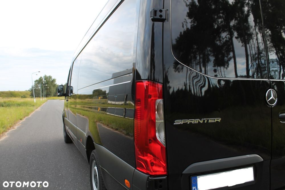 Mercedes-Benz Sprinter - 40